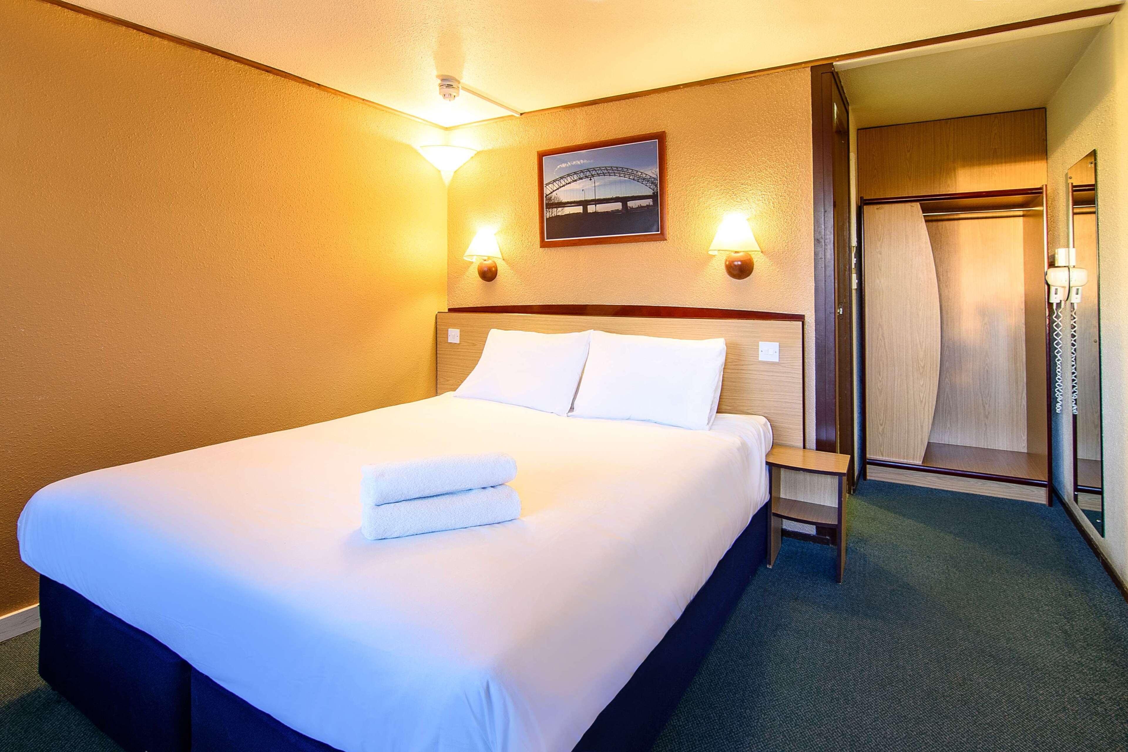 Campanile Hotel Runcorn Dış mekan fotoğraf