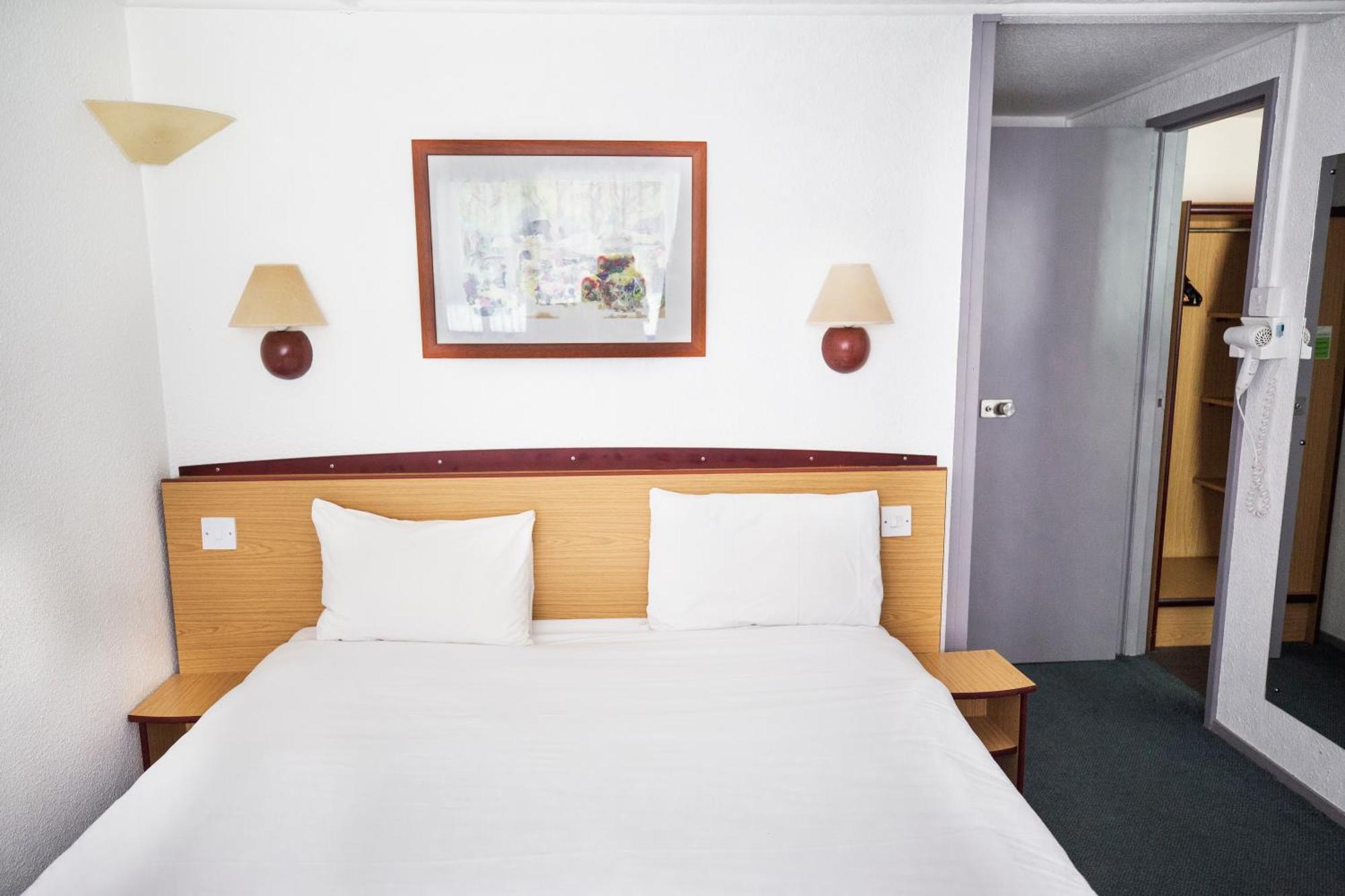 Campanile Hotel Runcorn Dış mekan fotoğraf